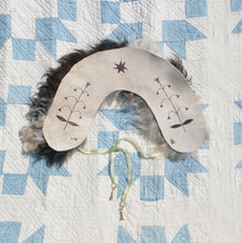 Load image into Gallery viewer, Sheep Shawl No.3