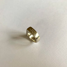 Load image into Gallery viewer, Snake Signet | Silver
