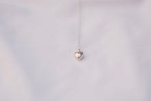 Load image into Gallery viewer, Puffed Heart Pendant
